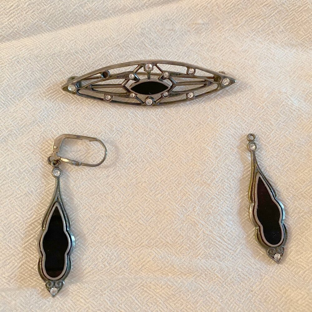 Art Deco sterling silver and black onyx pin/pendant and earring set